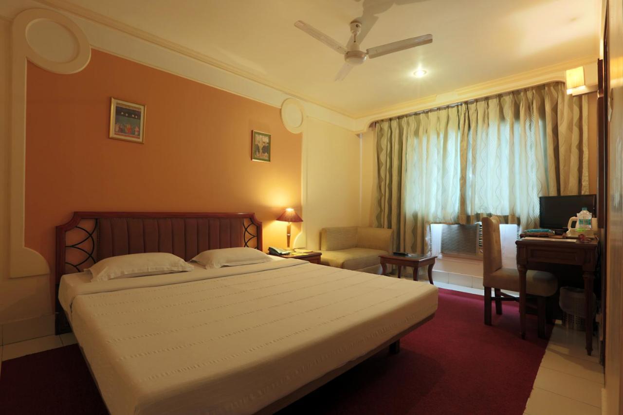 Hotel The Manor - A Boutique Hotel Jorhat Exterior photo