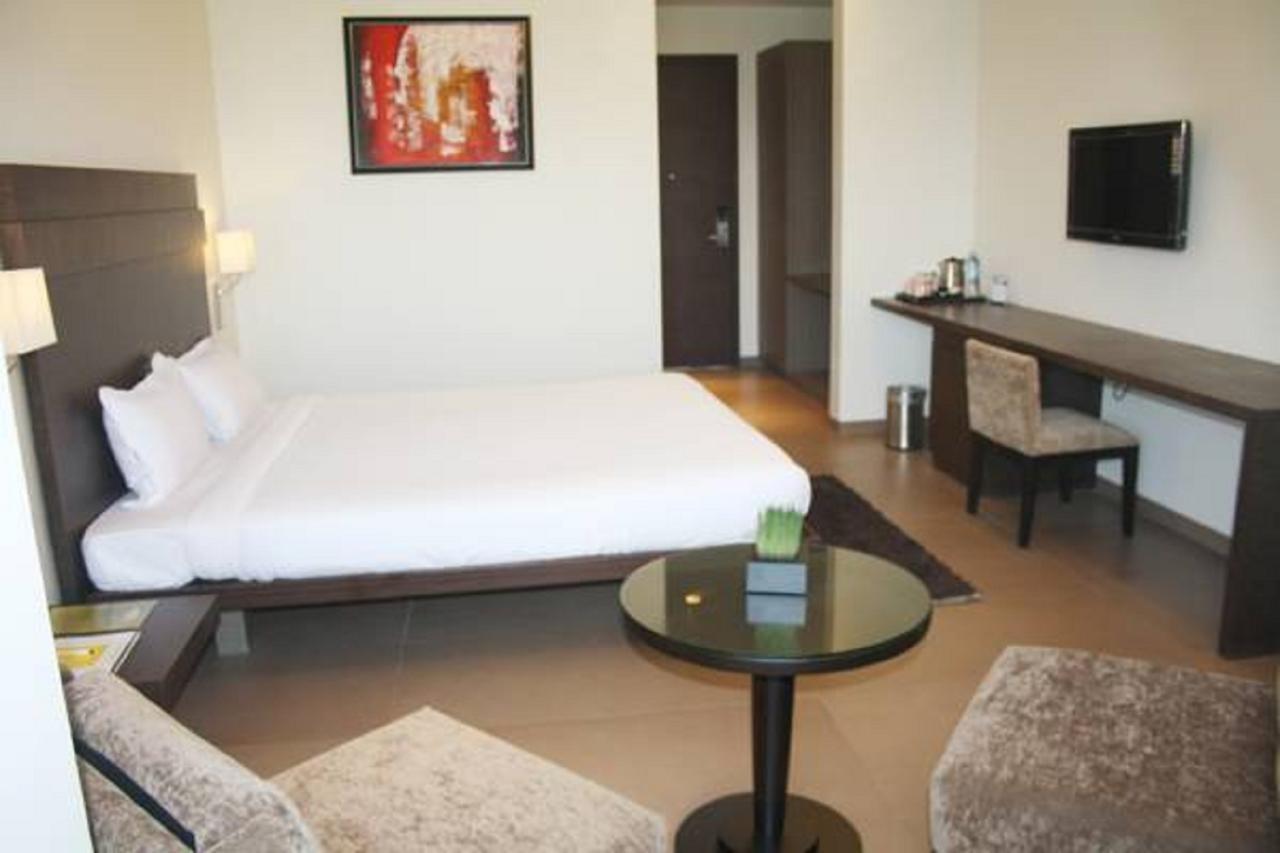 Hotel The Manor - A Boutique Hotel Jorhat Exterior photo